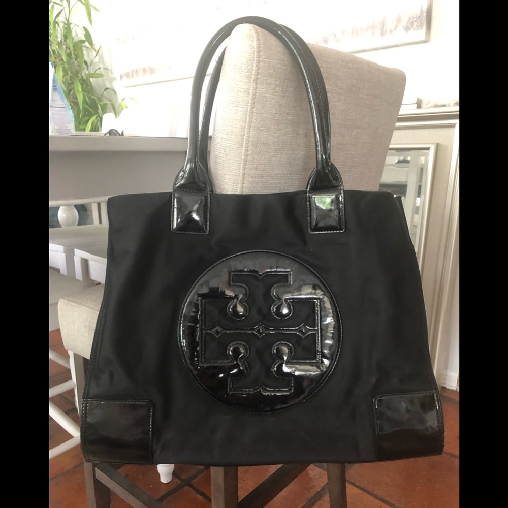 Tory Burch large black tote in great condition